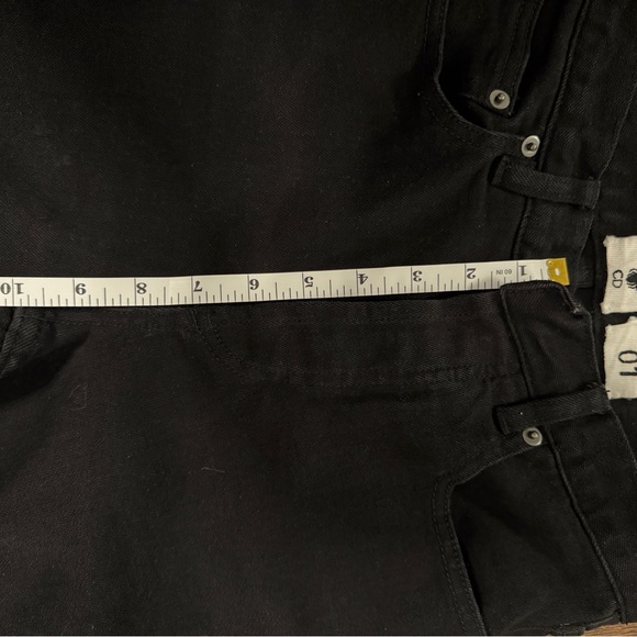 CD #2000 - Picture 9 of 10